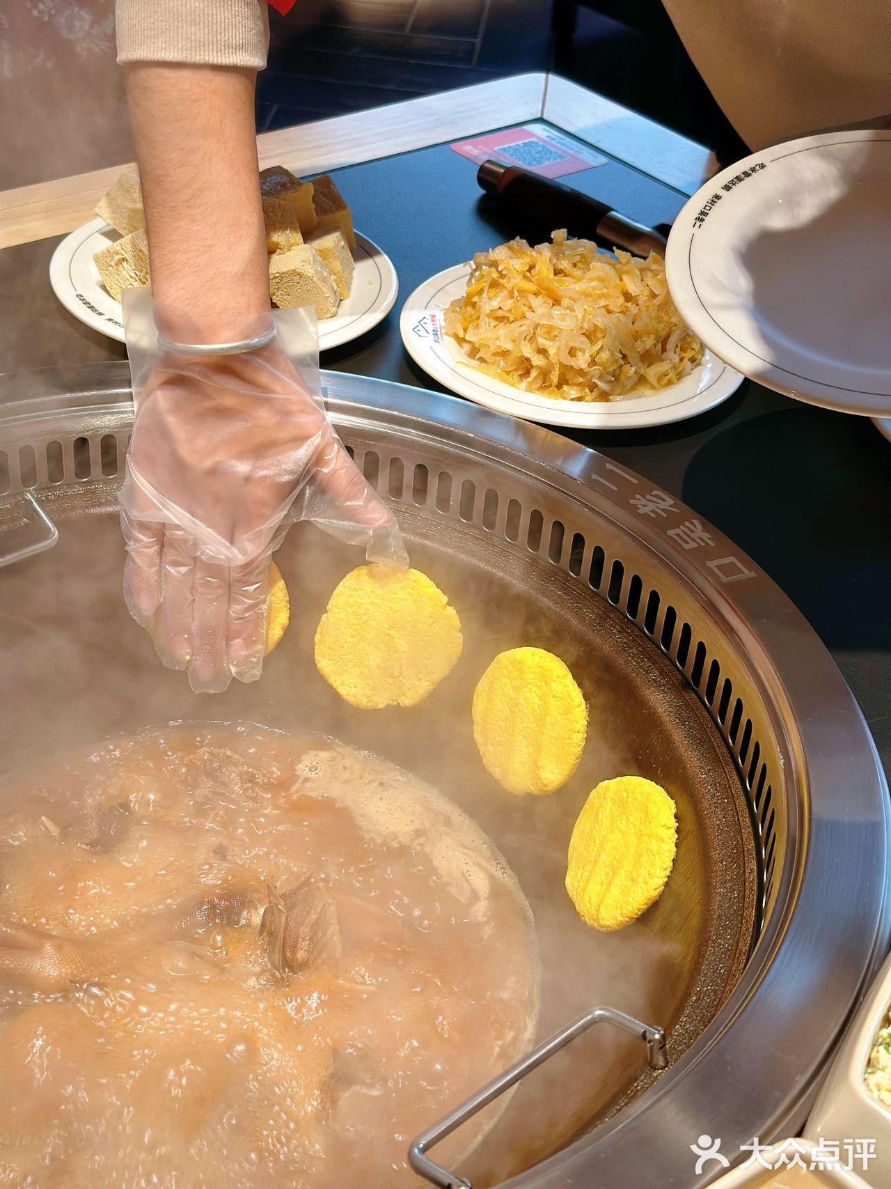 慕名而来的铁锅炖新店，果然没让我失望！   