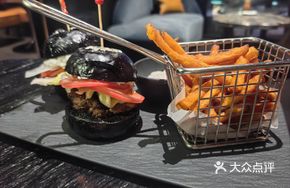 Wagyu Burger with Sweet Potato