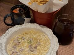 -玛格萝妮比萨屋(四平店)