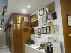 -雅悦齿科(顾村公园店)