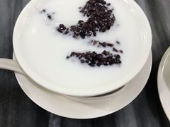 椰汁紫米露-黄师奶甜品店