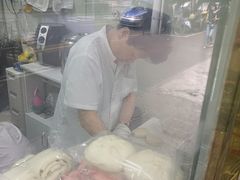 -上海虹口糕团(福州路店)
