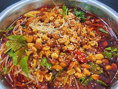 -周良天山牛杂城(天山路总店)