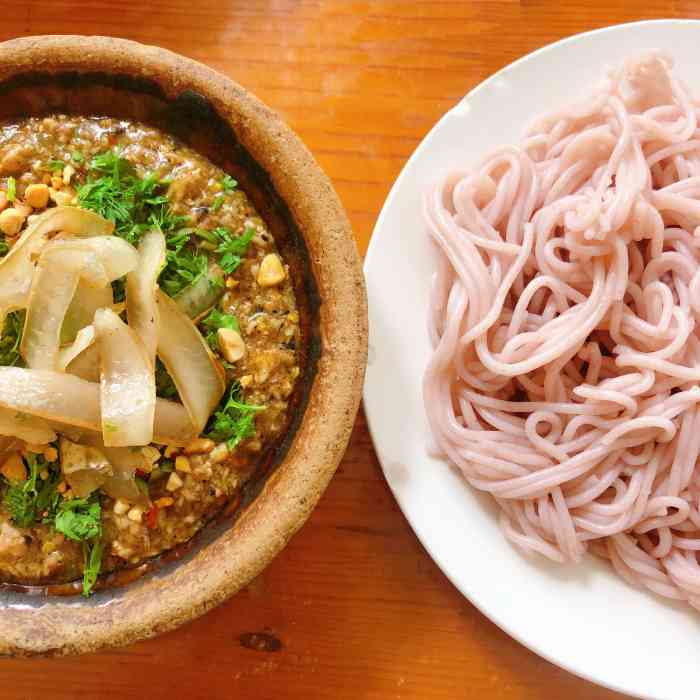 户撒阿昌过手米线馆