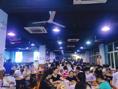 大堂-皖北巫氏三胖地锅鸡(长淮总店)