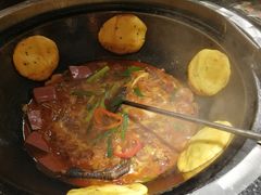 -曹丞相·地锅鸡·地锅鱼(武林店)