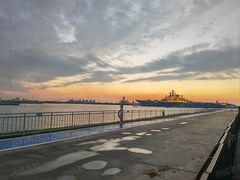 -泰达航母主题公园