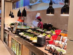 -广州万富希尔顿酒店·感趣自助餐厅·金秋蟹宴生蚝海鲜刺身烧烤