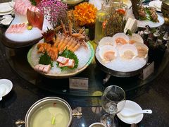 -半岛翡丽海鲜自助餐厅(观风亭店)
