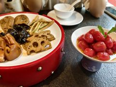 -万重锦·人文川菜馆(骡马市店)