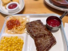 -菲滋意式餐厅(金华银泰城店)