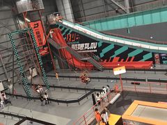 -极限PLAY运动娱乐新世界·团建派对潮玩休闲馆·室内蹦极高空游乐园