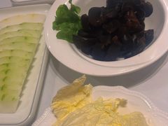 -天宜隆蘑菇宴火锅(石景山旗舰店)