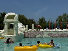 -太阳岛沙滩泳场水上乐园