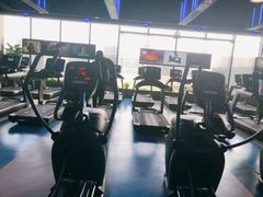 -威仕顿健身游泳(御锦城店)