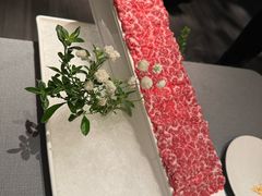 L5手作雪花牛肉-左庭右院鲜牛肉火锅黑金店(陆家嘴中心店)