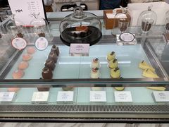 -UNI UNI(环亚凯瑟琳店)