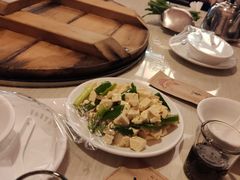 -王老六铁锅炖鱼(大东沟总店)