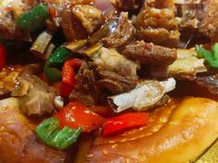 馕坑烤羊排-西域阿里马新疆菜·清真(桂花路店)