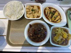 -老乡鸡(西岸凤巢店)