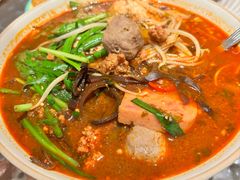 -粉八·云南米线·建水烧烤(常熟路店)