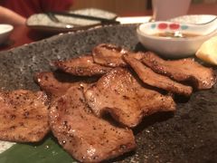 -山川小町·极番烧肉(新地假日广场店)