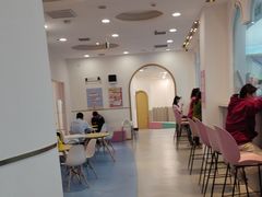 -龙格亲子游泳·水育早教运动中心(龙湾天街店)