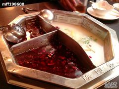 梭边鱼&nbsp;鸳鸯锅-小牛海记潮汕牛肉店(永定路店)