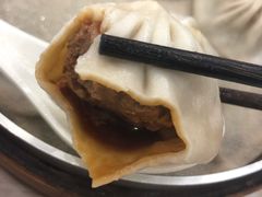 -珊珊小笼馆(仙霞路店)