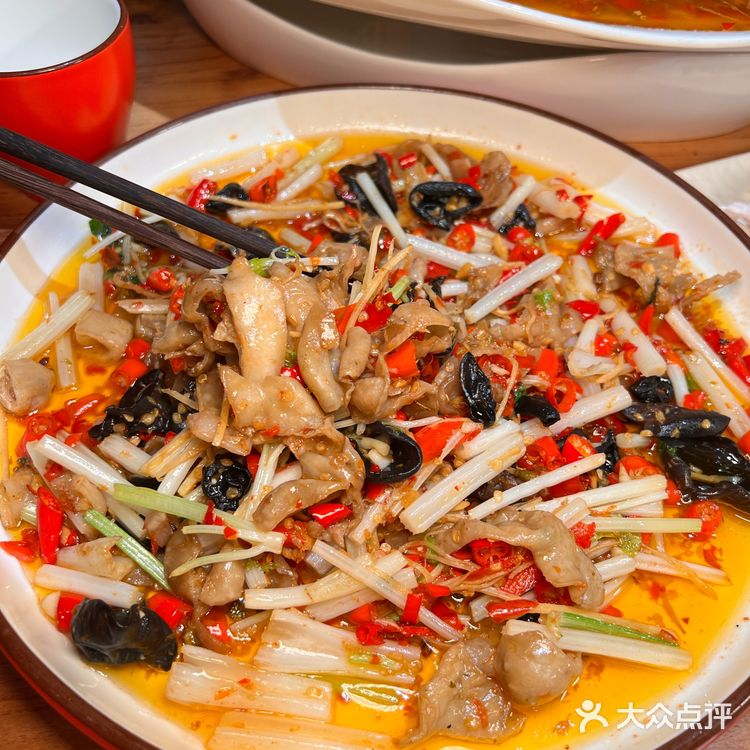 在中和!热辣自贡菜,就来熙掌柜~