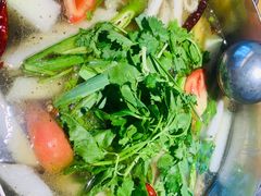 -大众跷脚牛肉馆·非遗传承单位(峨眉山店)