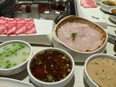 -海底捞火锅鲜切牛肉主题店(长寿路店)