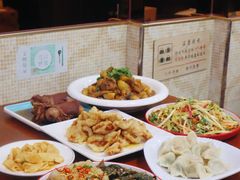 -东北风味思缘食府(对湖路店)
