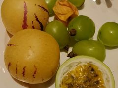 -东方红海鲜百汇(国际大厦店)