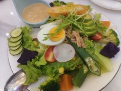 -丽莎沙拉轻食餐厅(国贸店)