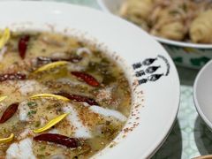 -渔语鱼新川菜Bistro(万象天地店)