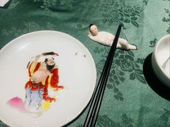 -龙凤荟·传统粤菜点心(新天地店)