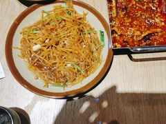 -川堂风·跷脚牛肉·乐山爆炒(宝山日月光店)