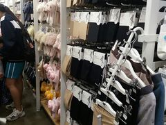 -名创优品(海珠乐峰广场店)