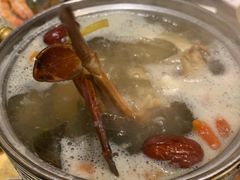 -雍和会海鲜姿造自助(湖东路店)