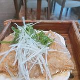 胡萝卜丝，竹笋丝等等还有肉