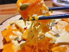 芝士奶油焗南瓜-蜜桃餐厅·伴山(绿宝广场店)