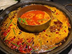 -渝涯重庆豆花老火锅(中赢国际店)