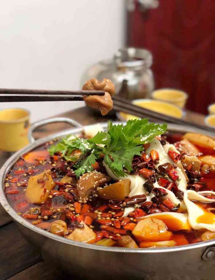 晓彭肥肠鸡(解放碑总店)