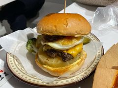 夏威夷汉堡-伊诺咖啡(东川路店)