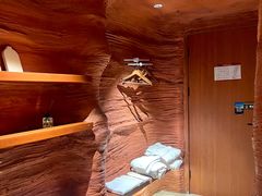 -幸栖洞穴设计酒店(成都春熙路店)