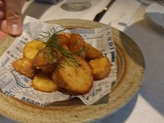 -LESCEDARS  Bistro香柏树(外滩店)