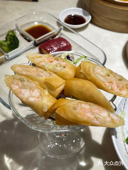 隆隆金大茶楼(明珠广场店)鲜虾炸春卷图片