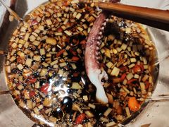 -休记光头香辣蟹干锅店(衣冠庙店)