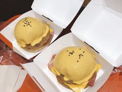 芝士熔岩牛肉汉堡-前进5路汉堡炸鸡(汉街skp店)